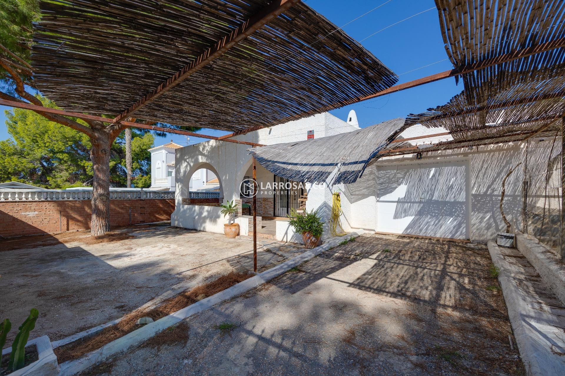 Herverkoop - Villa - Torrevieja - Los Balcones