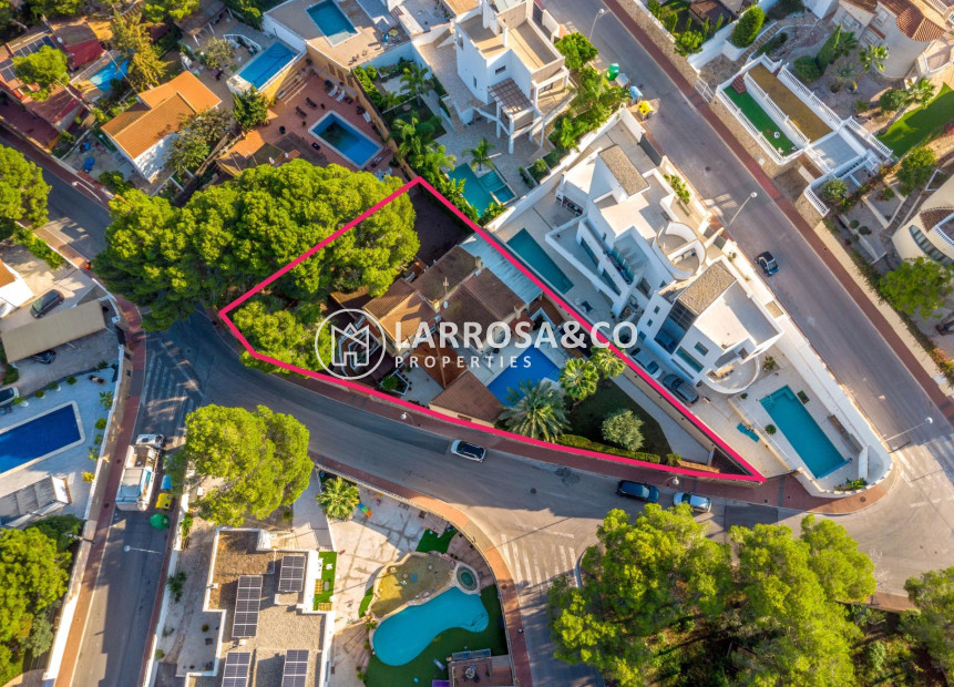 Herverkoop - Villa - Torrevieja - Los Balcones