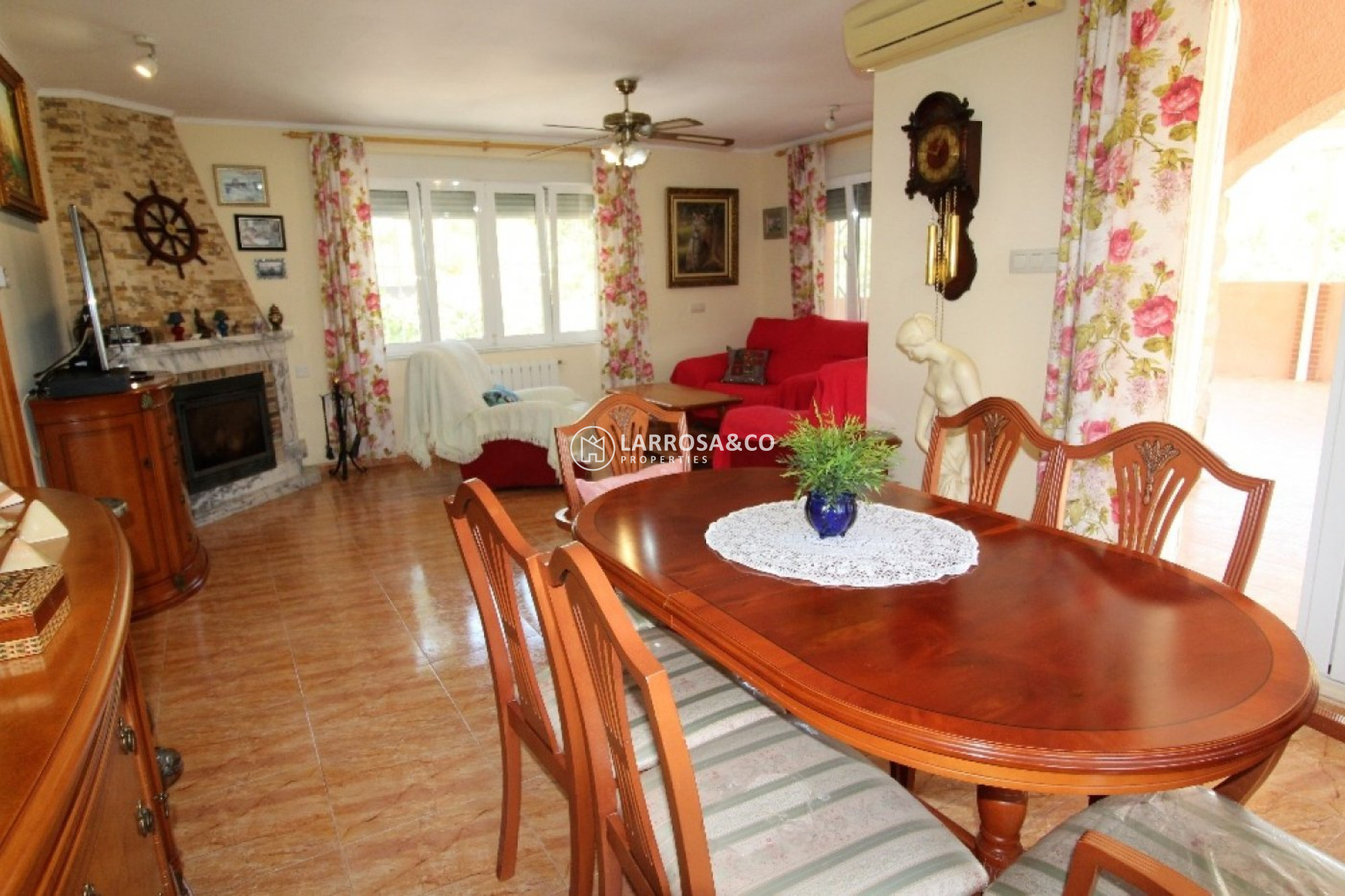 Herverkoop - Villa - Torrevieja - Los Balcones