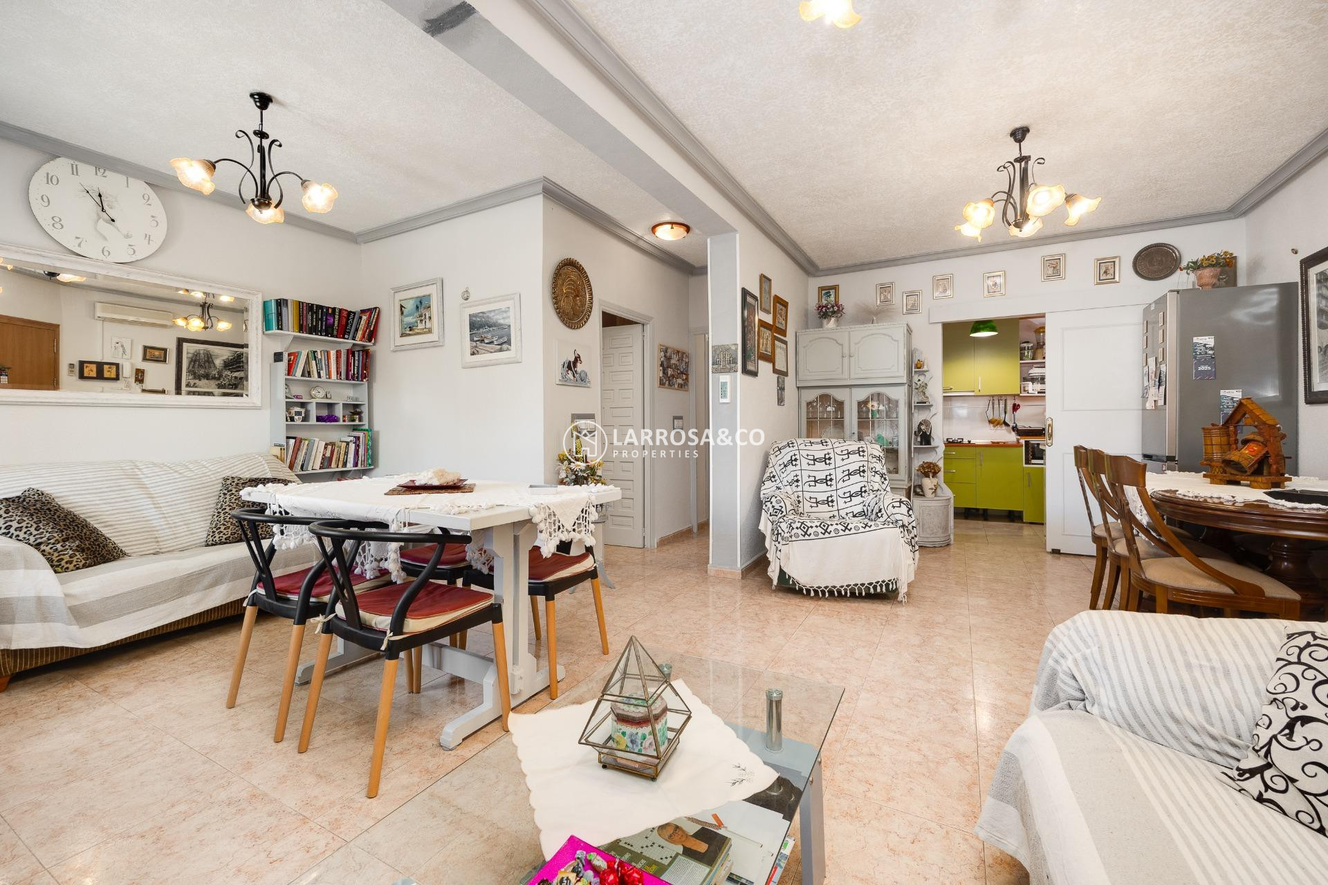 Herverkoop - Villa - Torrevieja - Los Locos Beach