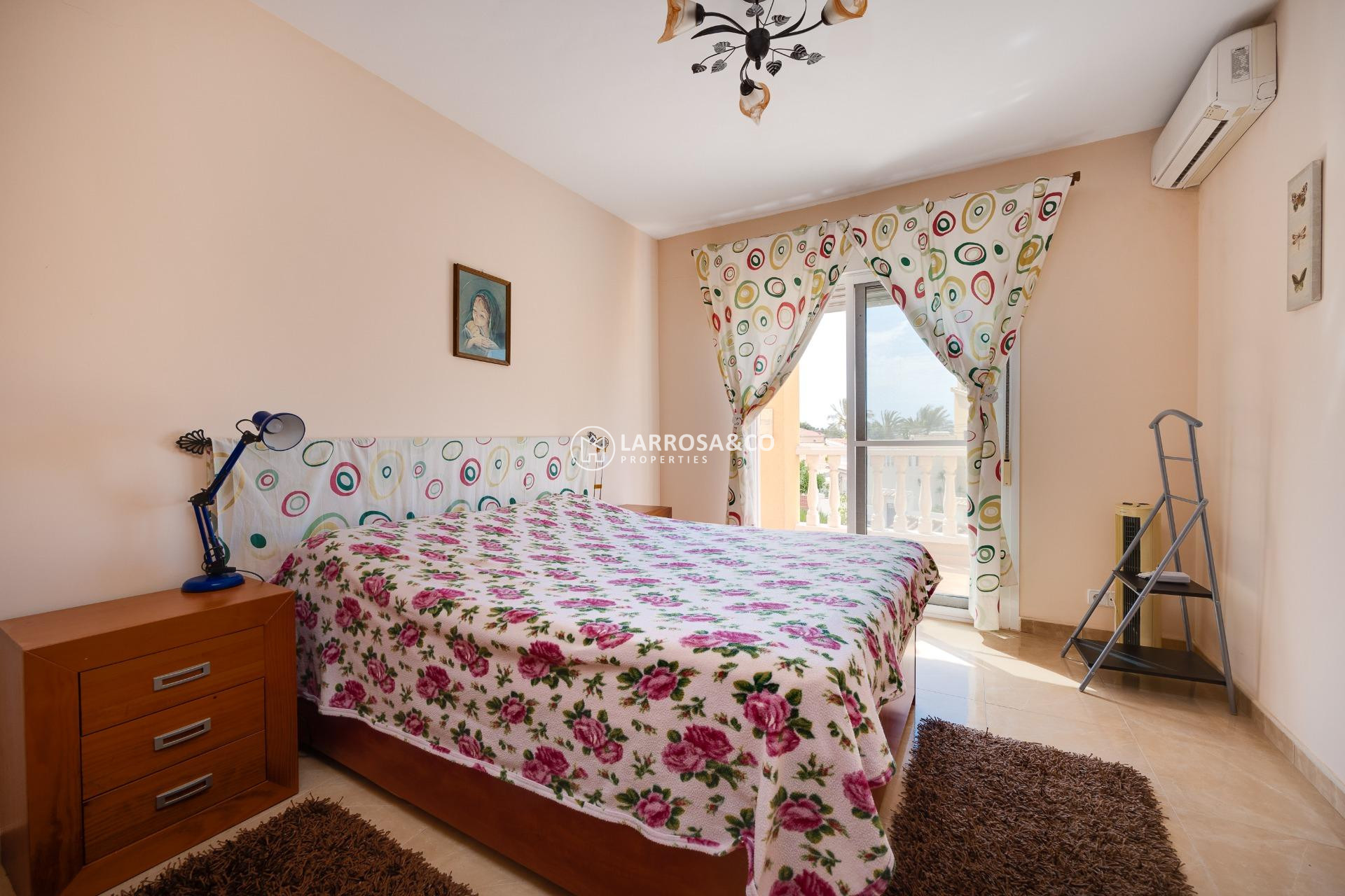 Herverkoop - Villa - Torrevieja - Los Locos Beach