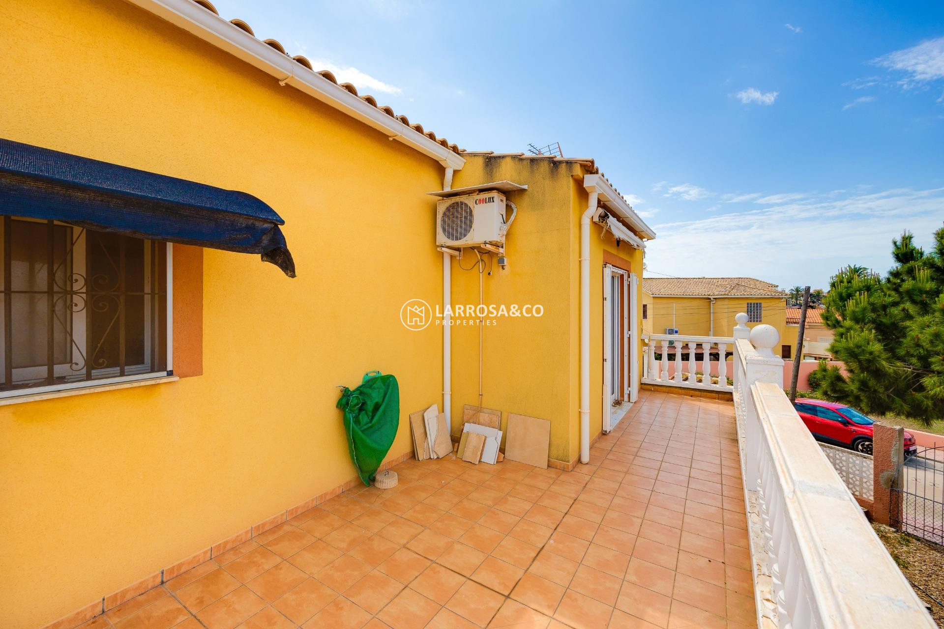 Herverkoop - Villa - Torrevieja - Los Locos Beach