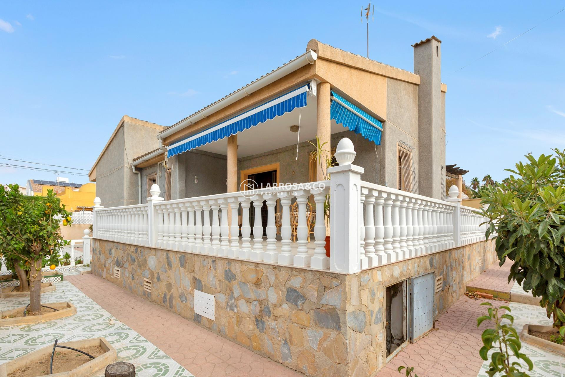 Herverkoop - Villa - Torrevieja - Nueva Torrevieja