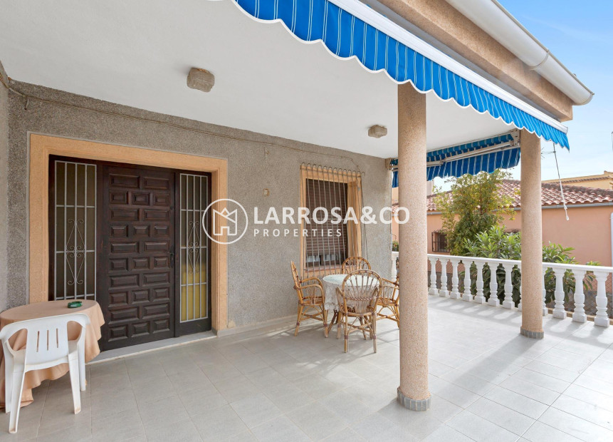 Herverkoop - Villa - Torrevieja - Nueva Torrevieja