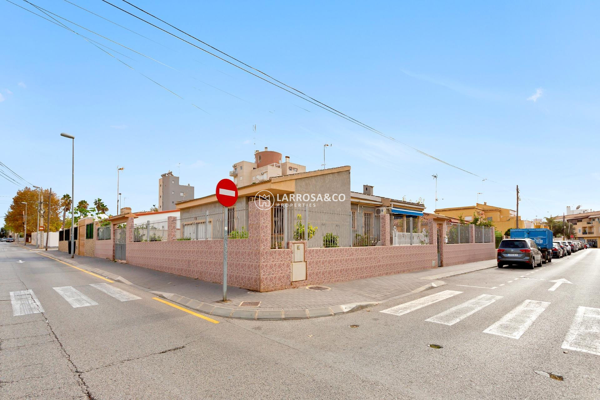 Herverkoop - Villa - Torrevieja - Nueva Torrevieja