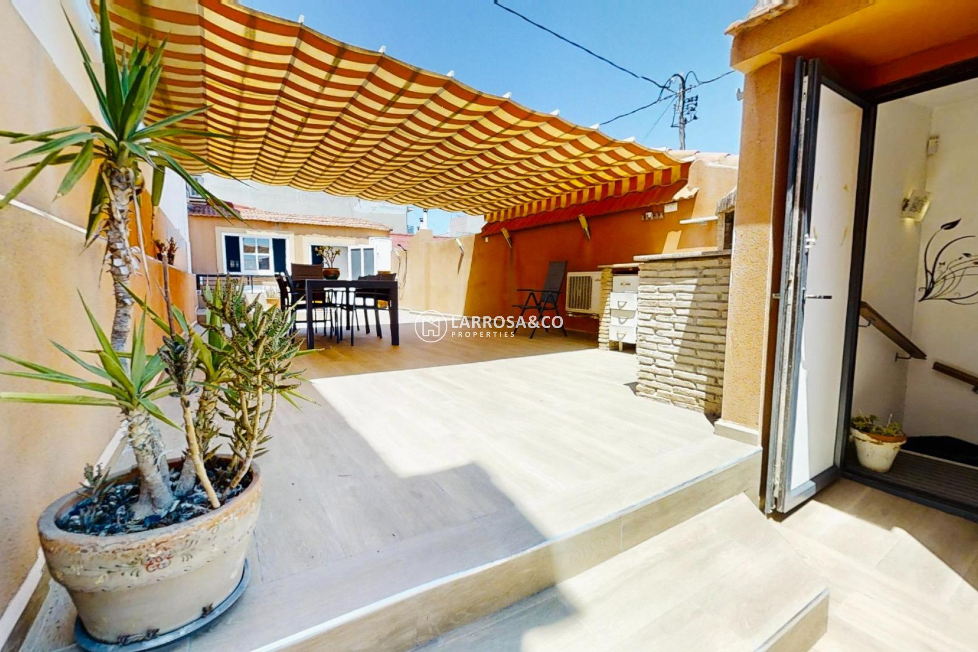 Herverkoop - Villa - Torrevieja - Playa de los Naufragos