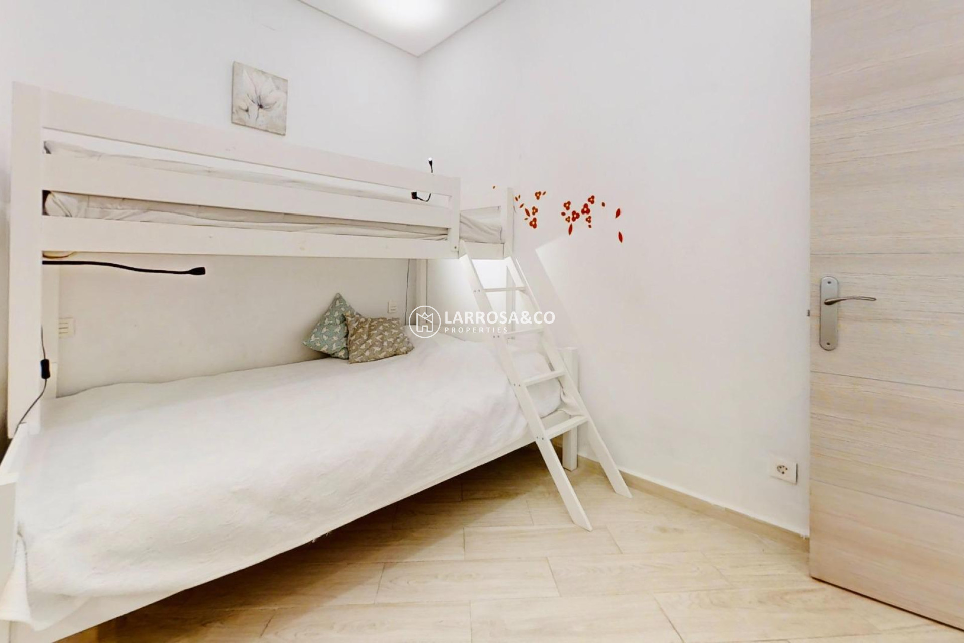 Herverkoop - Villa - Torrevieja - Playa de los Naufragos