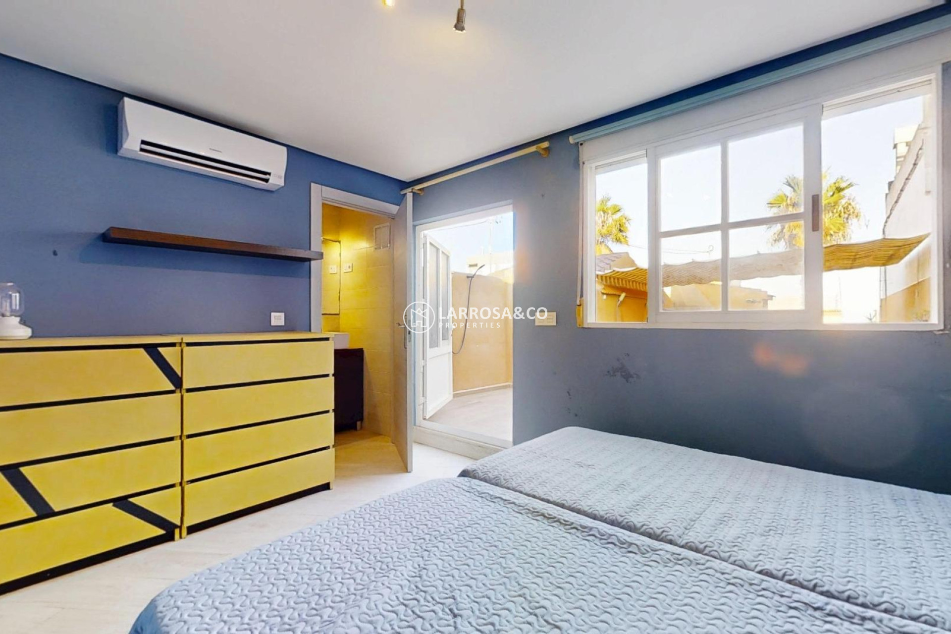 Herverkoop - Villa - Torrevieja - Playa de los Naufragos