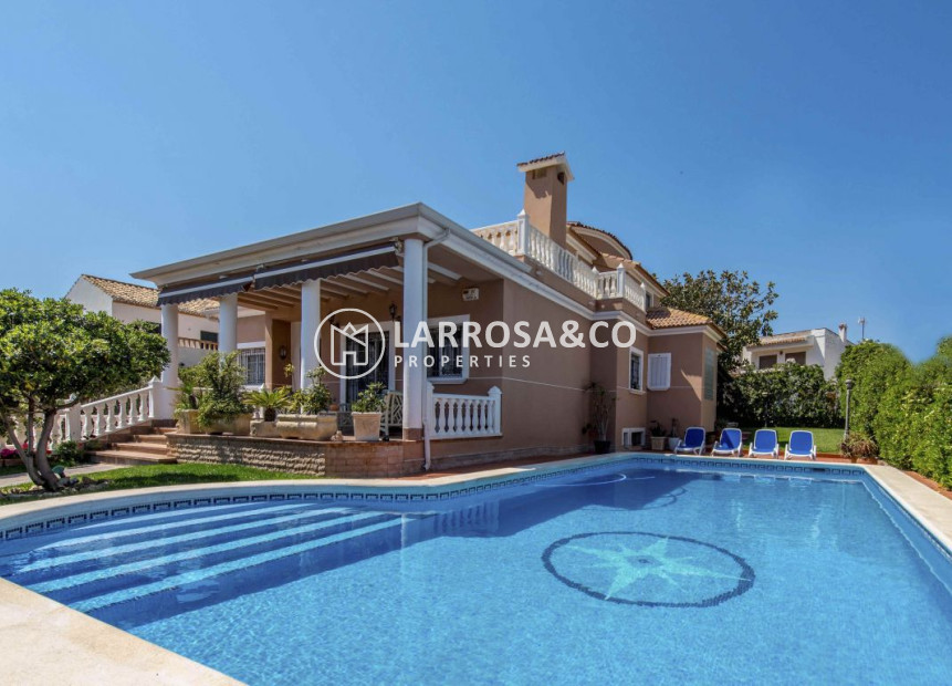 Herverkoop - Villa - Torrevieja - Torre la mata