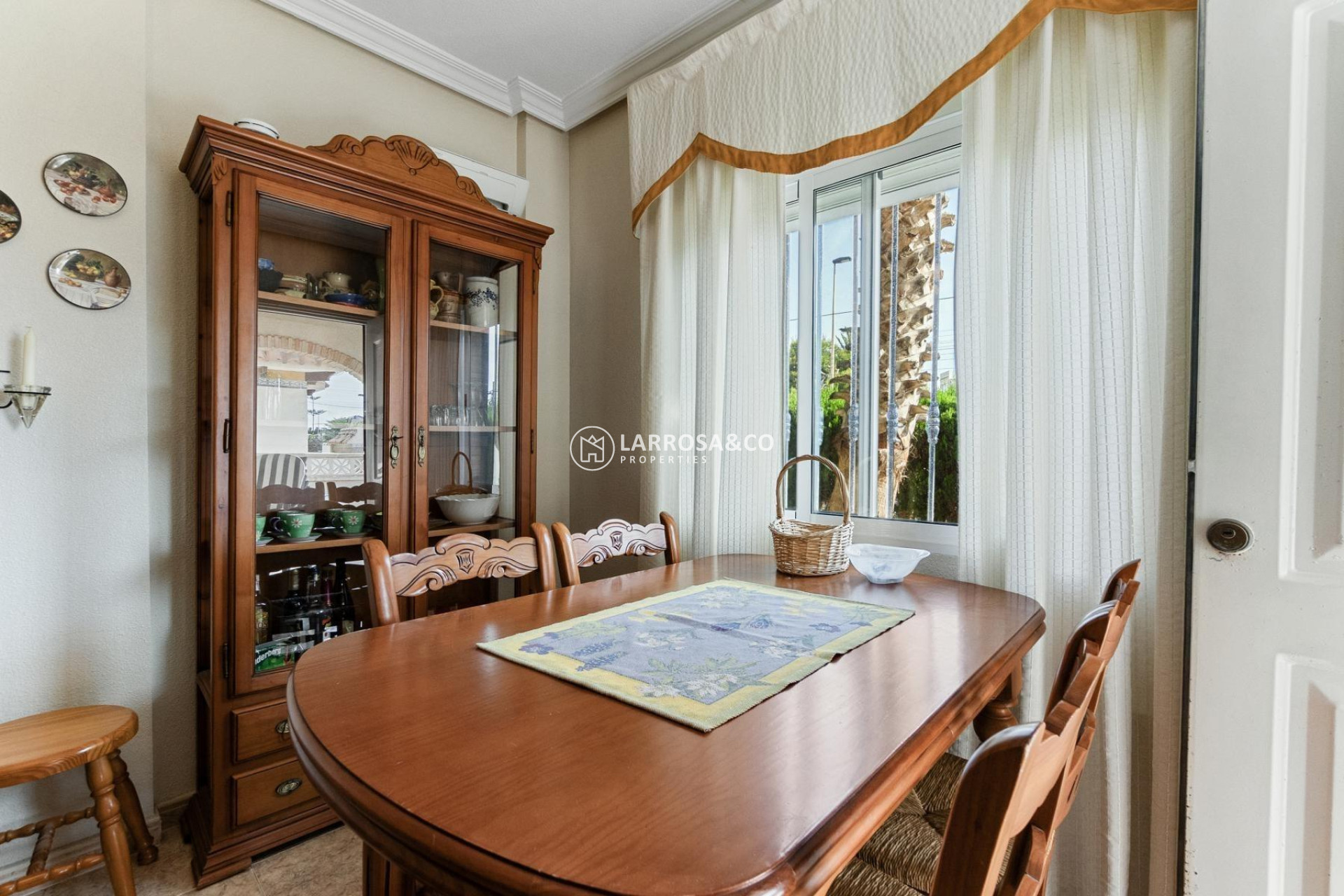 Herverkoop - Villa - Torrevieja - Zona los Frutales