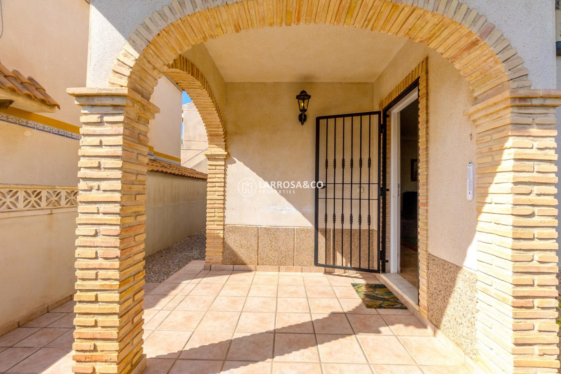 Herverkoop - Villa - Torrevieja - Zona los Frutales