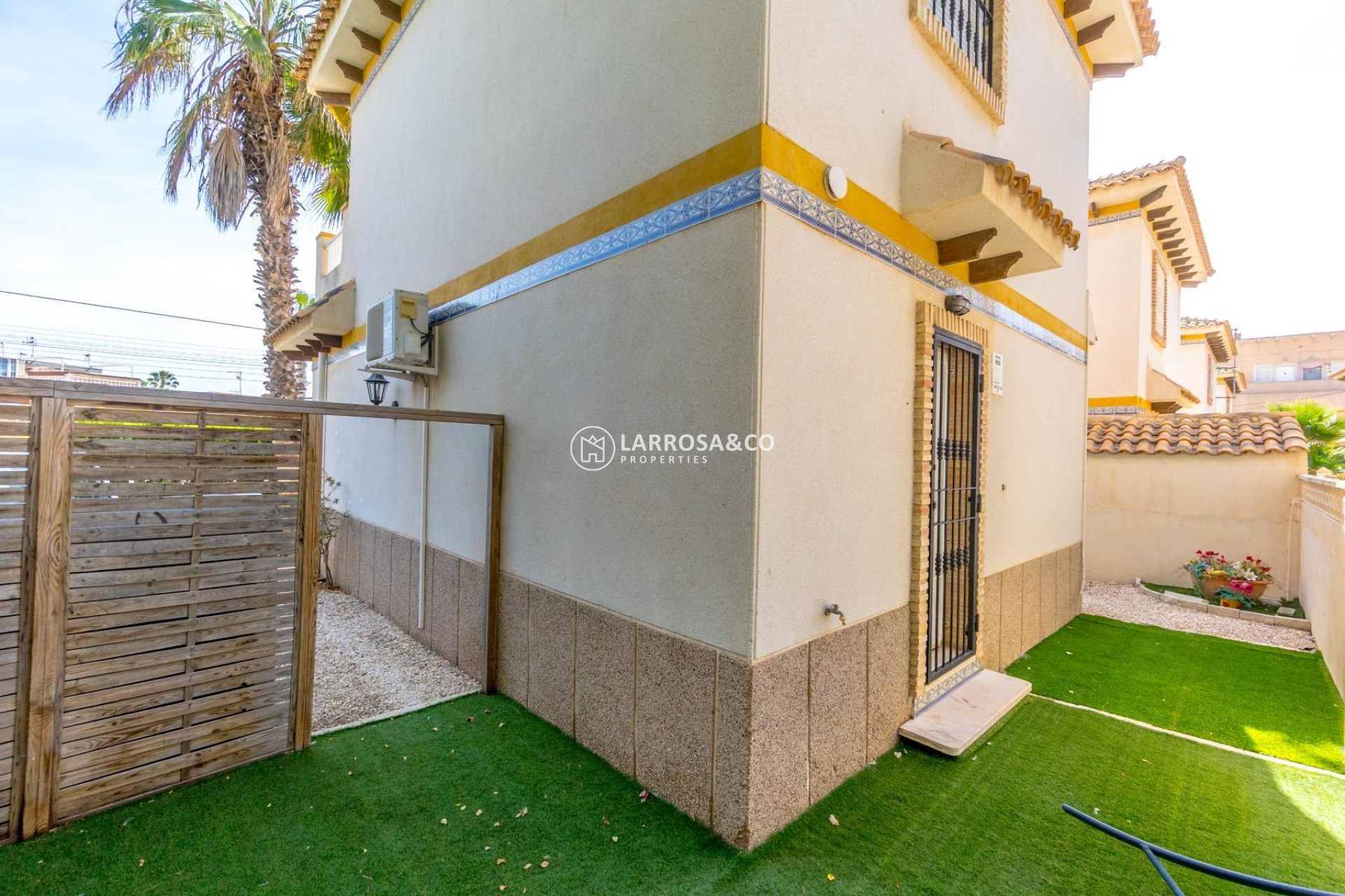 Herverkoop - Villa - Torrevieja - Zona los Frutales