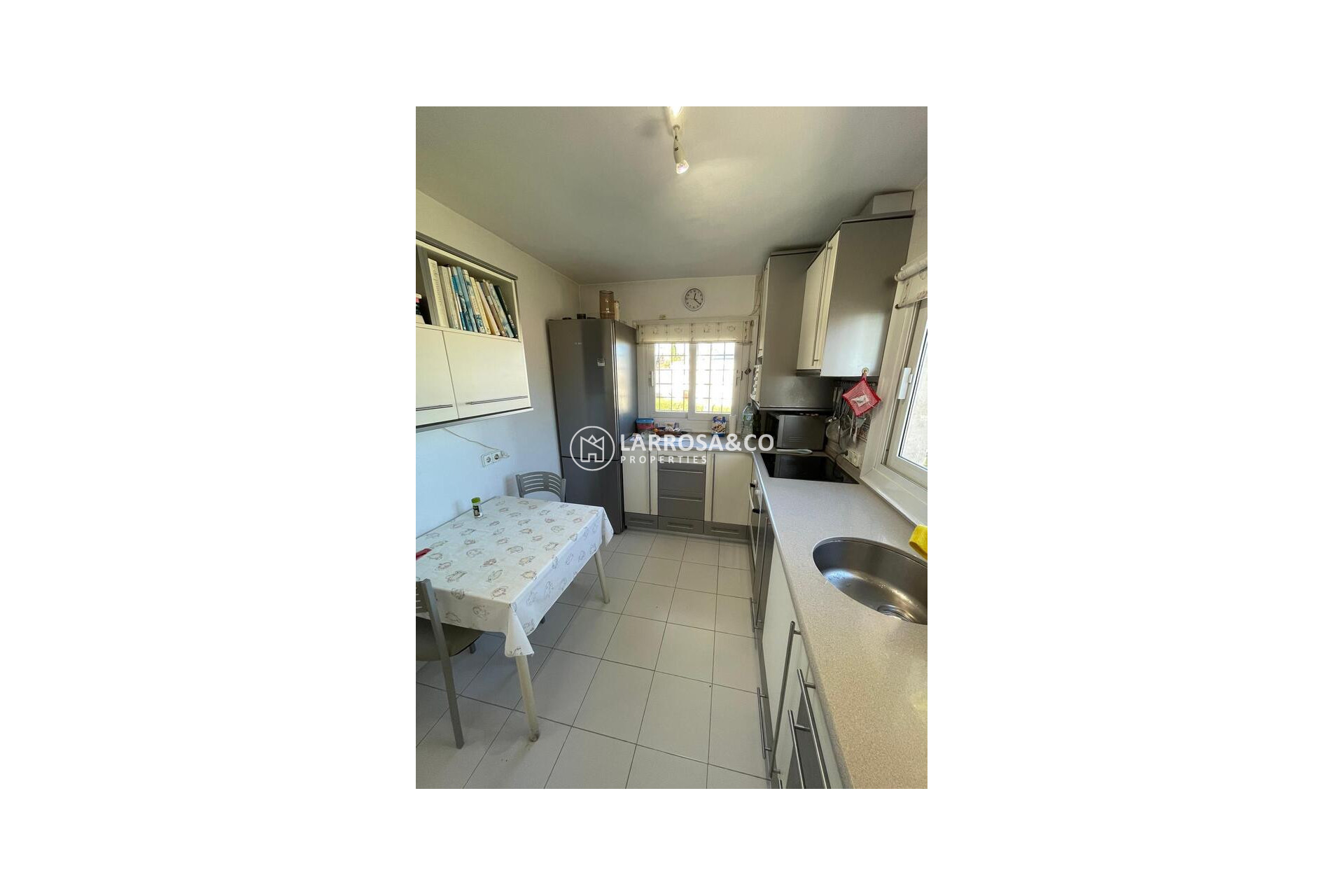 Herverkoop - Villa - Villamartín - Costa Blanca