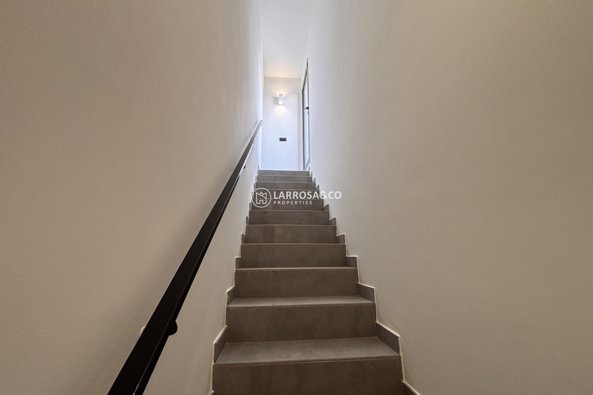 Herverkoop - Villa - Villamartín - Costa Blanca