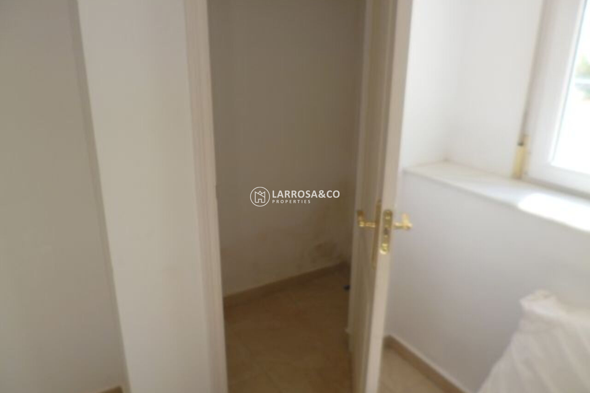 Herverkoop - Villa - Villamartín - Costa Blanca