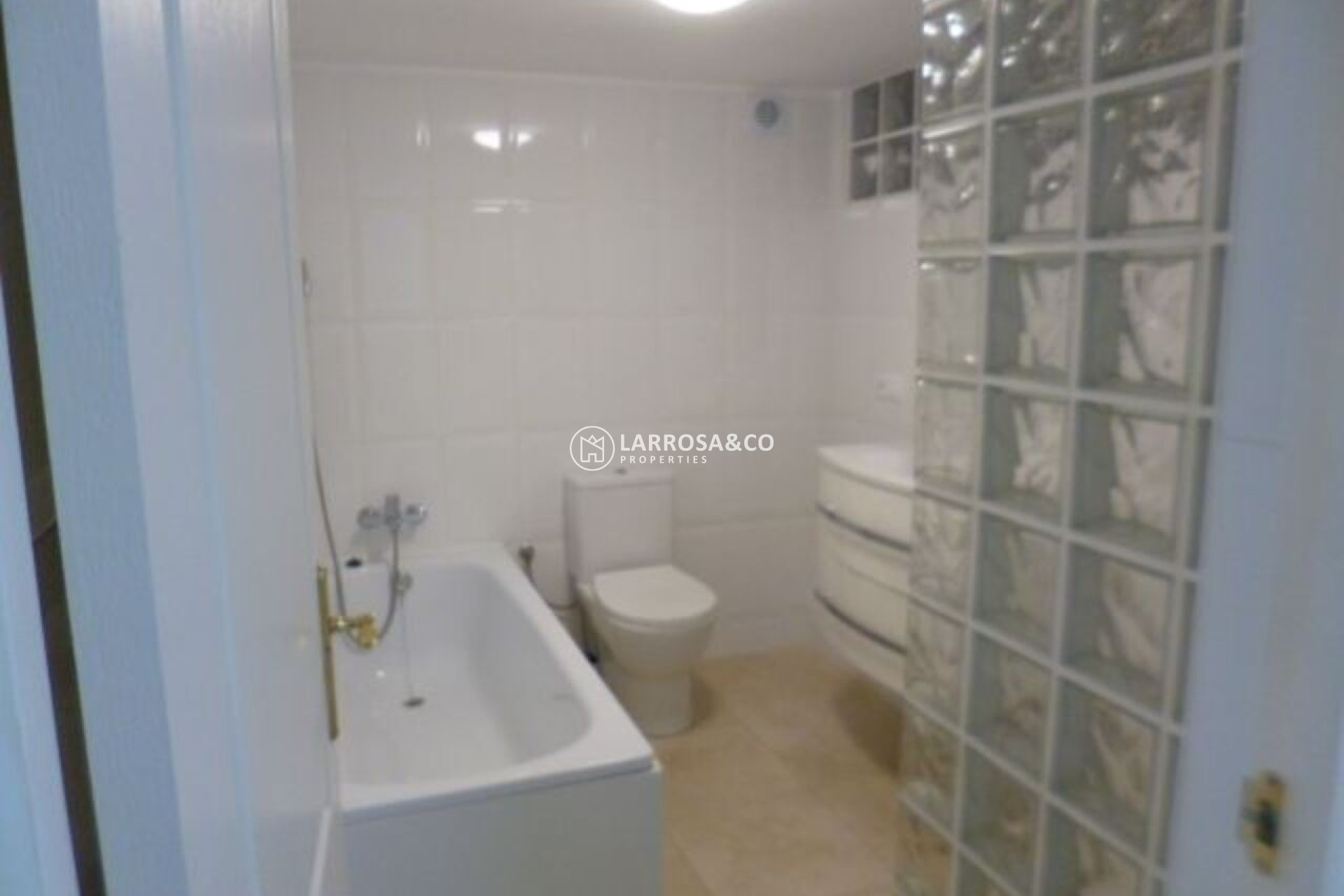 Herverkoop - Villa - Villamartín - Costa Blanca