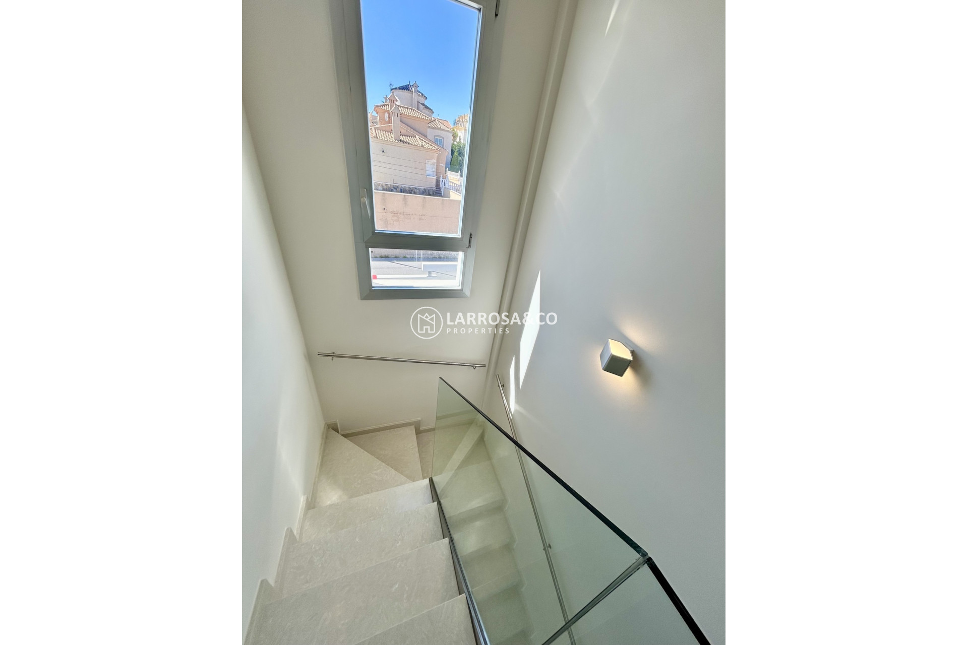 Herverkoop - Villa - Villamartín - Costa Blanca