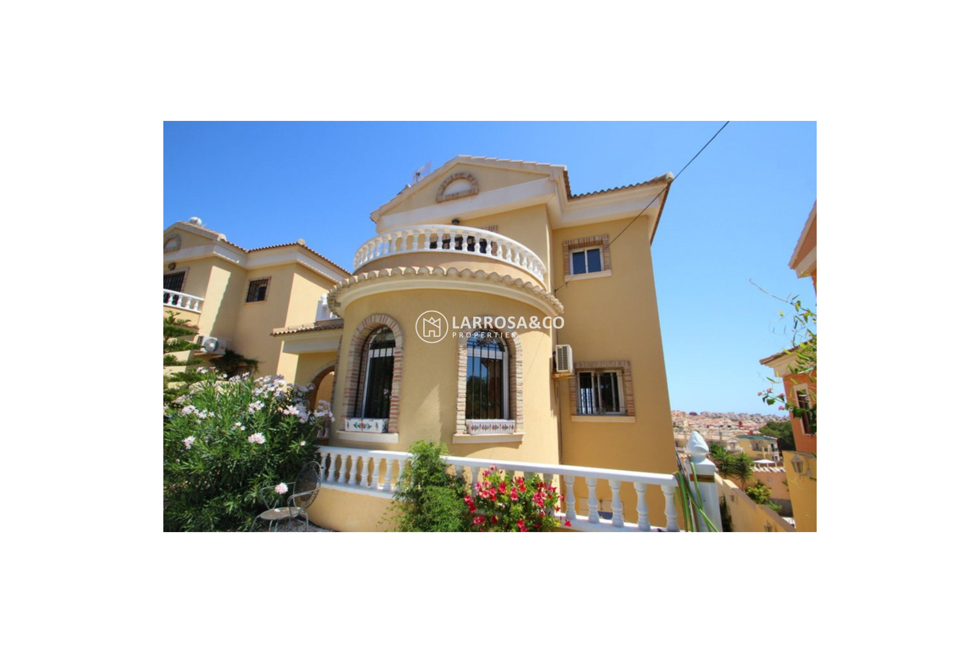 Herverkoop - Villa - Villamartín - Costa Blanca