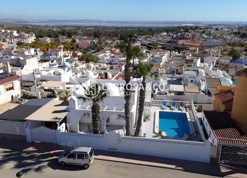 Herverkoop - Villa - Villamartín - Costa Blanca