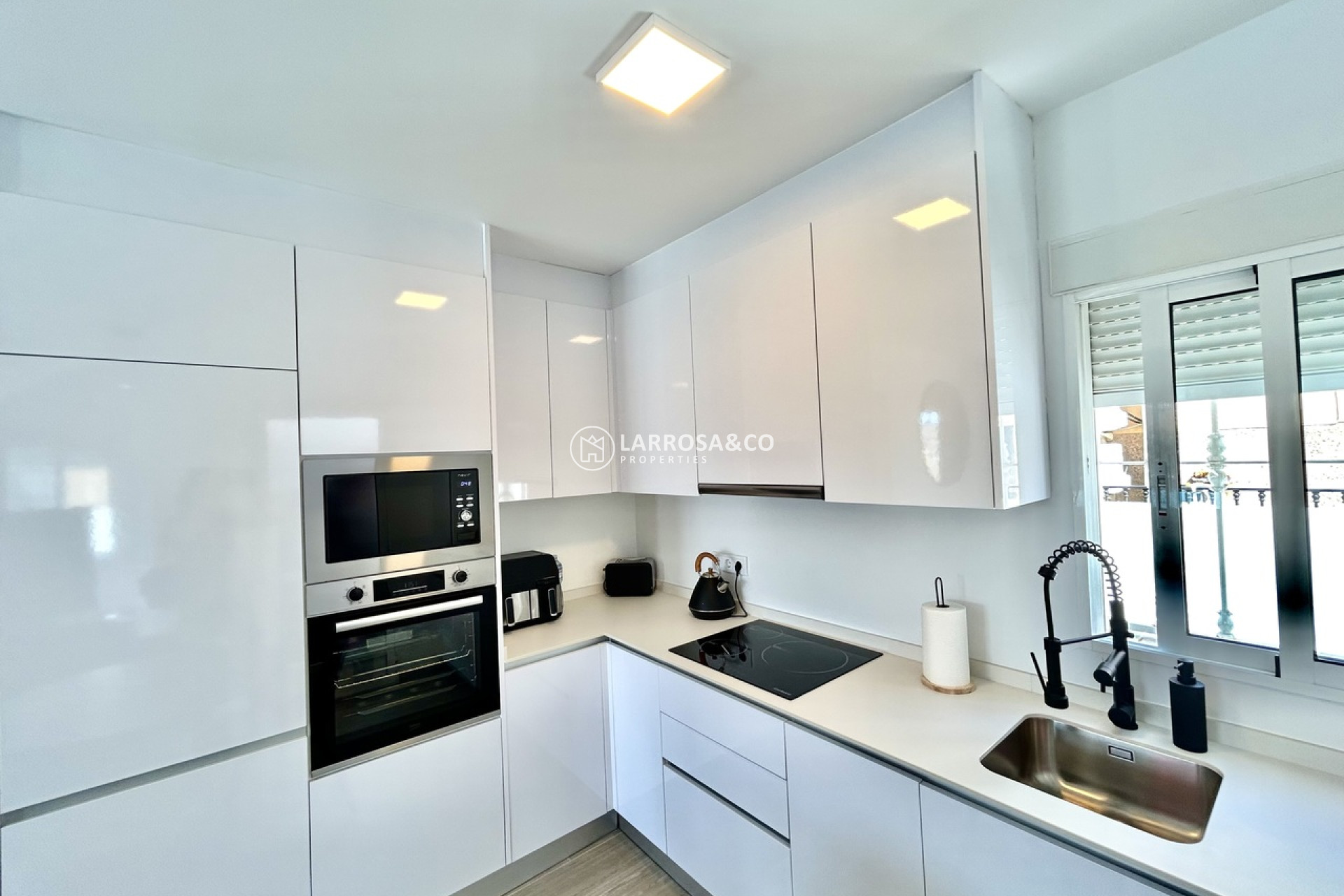 Herverkoop - Villa - Villamartín - Costa Blanca