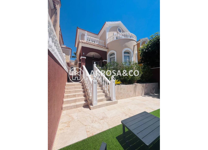 Herverkoop - Villa - Villamartin - Costa Blanca