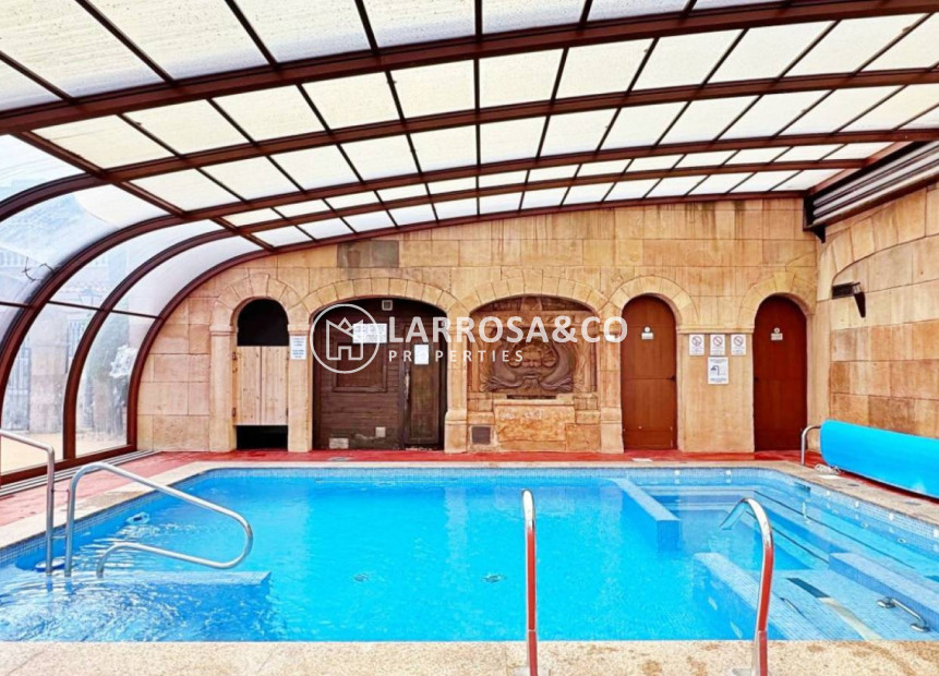 Herverkoop - Villa - Villamartin - Costa Blanca
