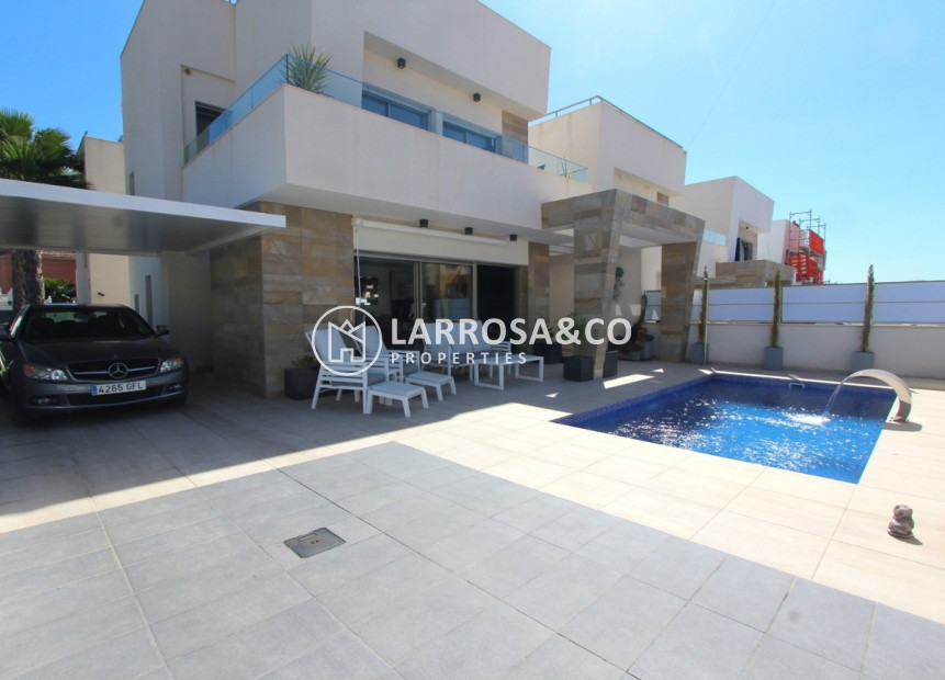 Herverkoop - Villa - Villamartín - El Galan