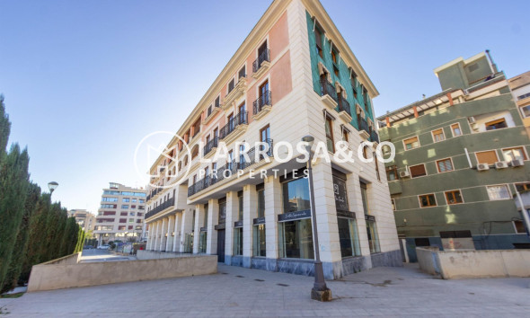 Коммерческая площадь - Долгосрочная аренда - Orihuela - Zona Centro