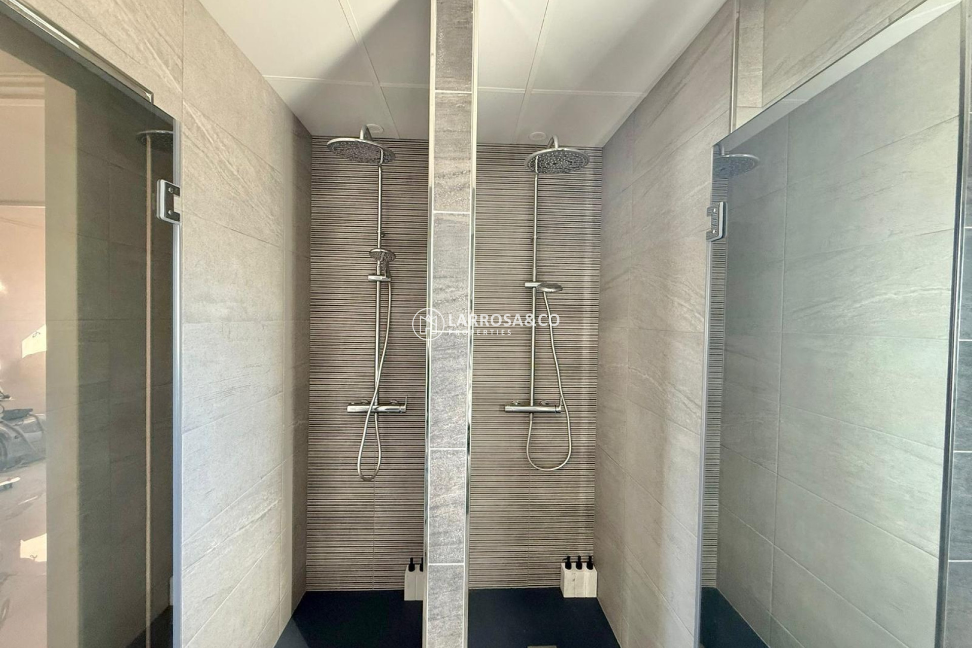 Location - Business - Ciudad Quesada - Lo pepin