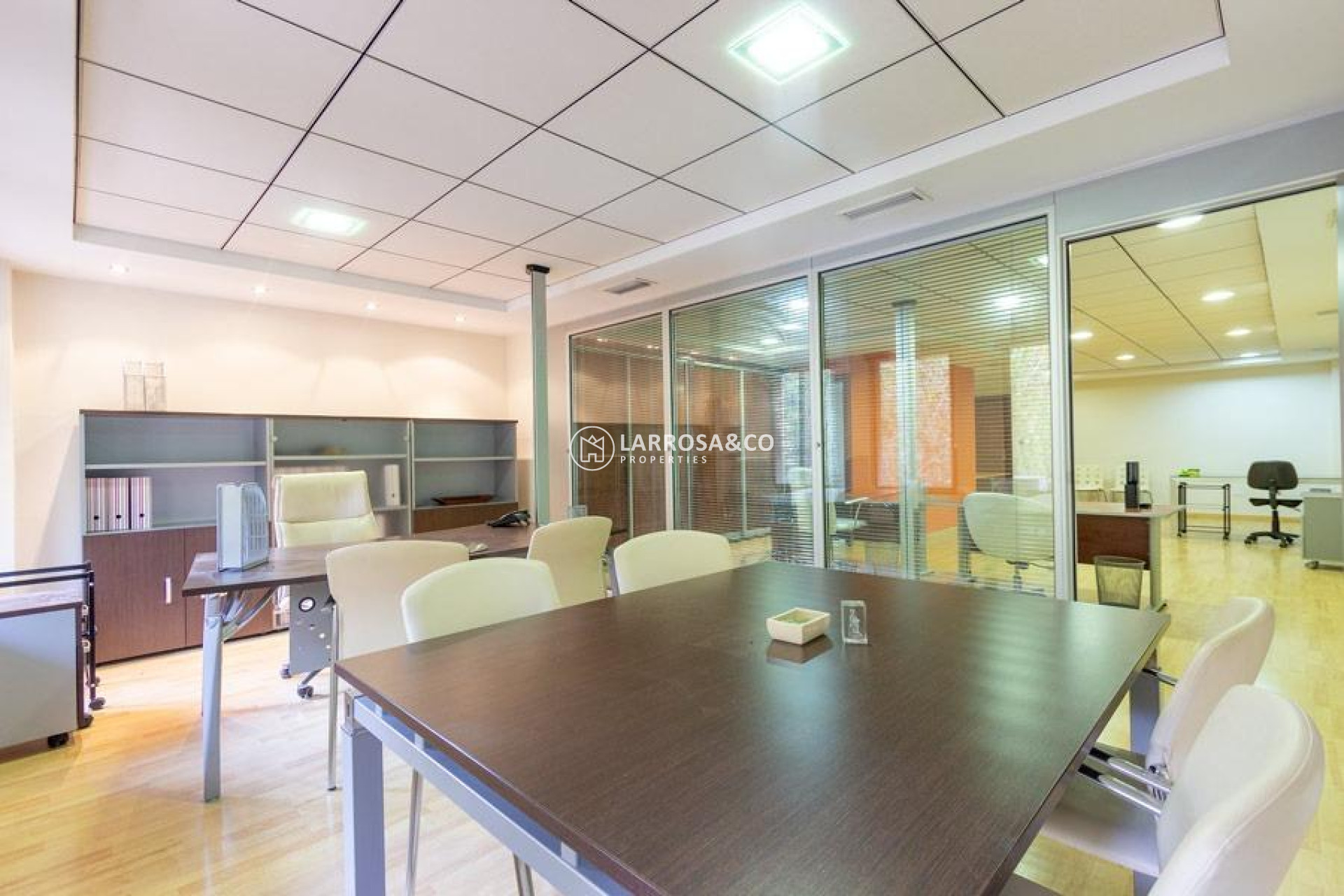 Location - Commercial space - Orihuela - Los Andenes