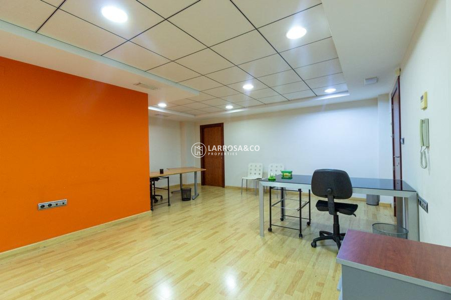 Location - Commercial space - Orihuela - Los Andenes