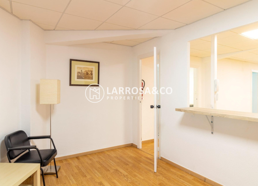 Location - Commercial space - Orihuela - Zona Centro