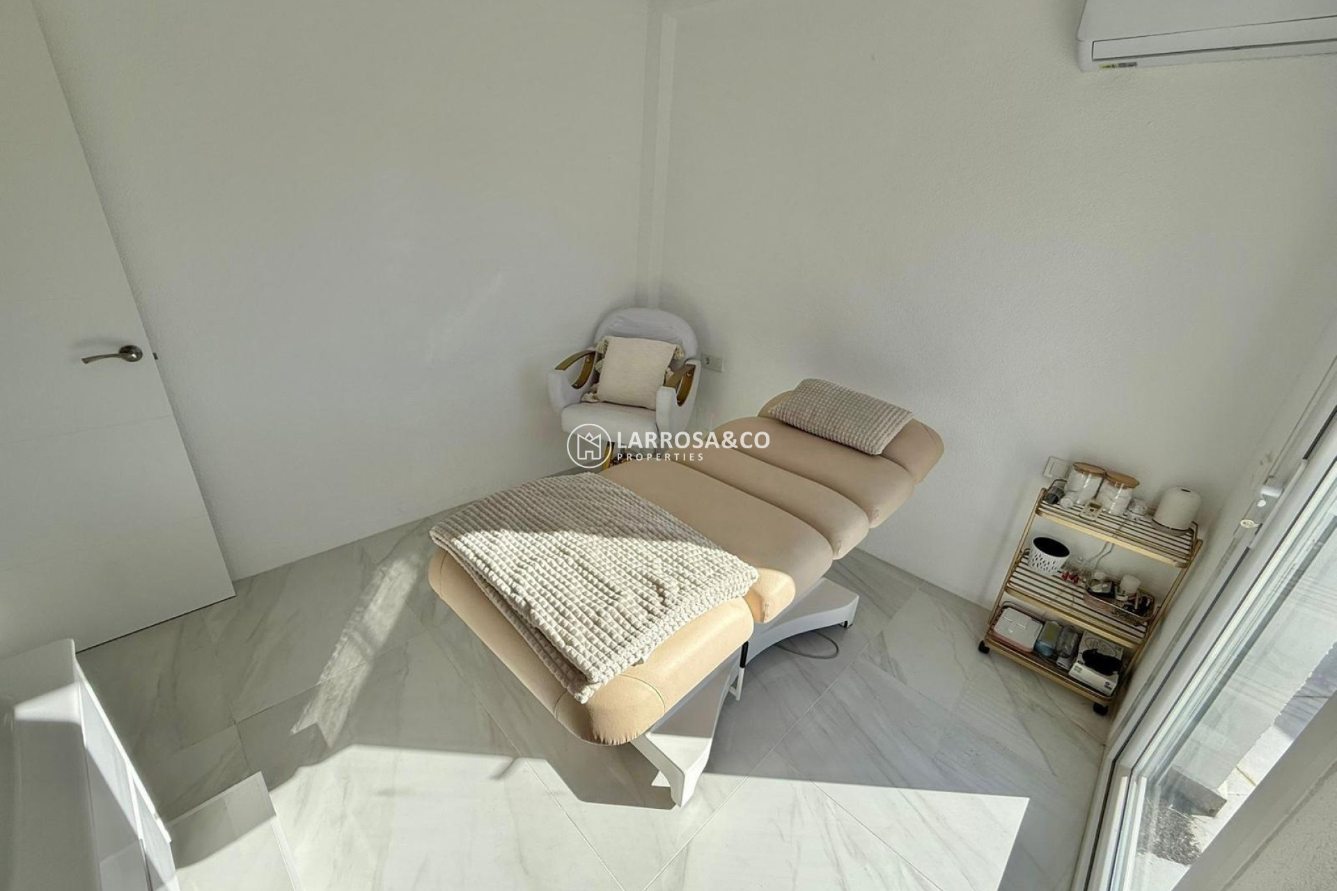 Long Term Rentals - Business - Ciudad Quesada - Lo pepin