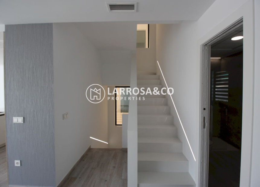 Long Term Rentals - Detached House/Villa - Guardamar del Segura