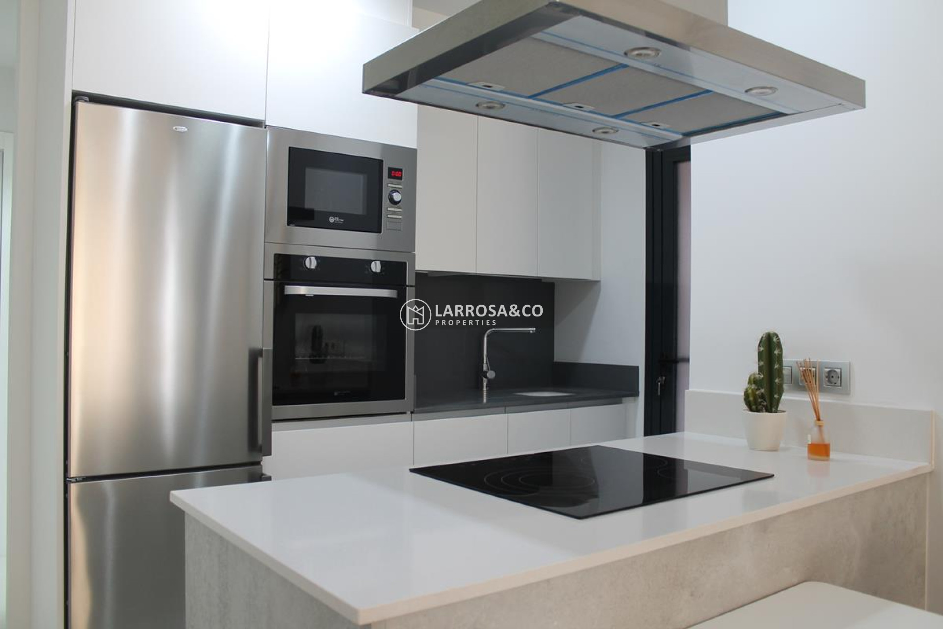 new-build-apartment-torrevieja-kitchen-on2083