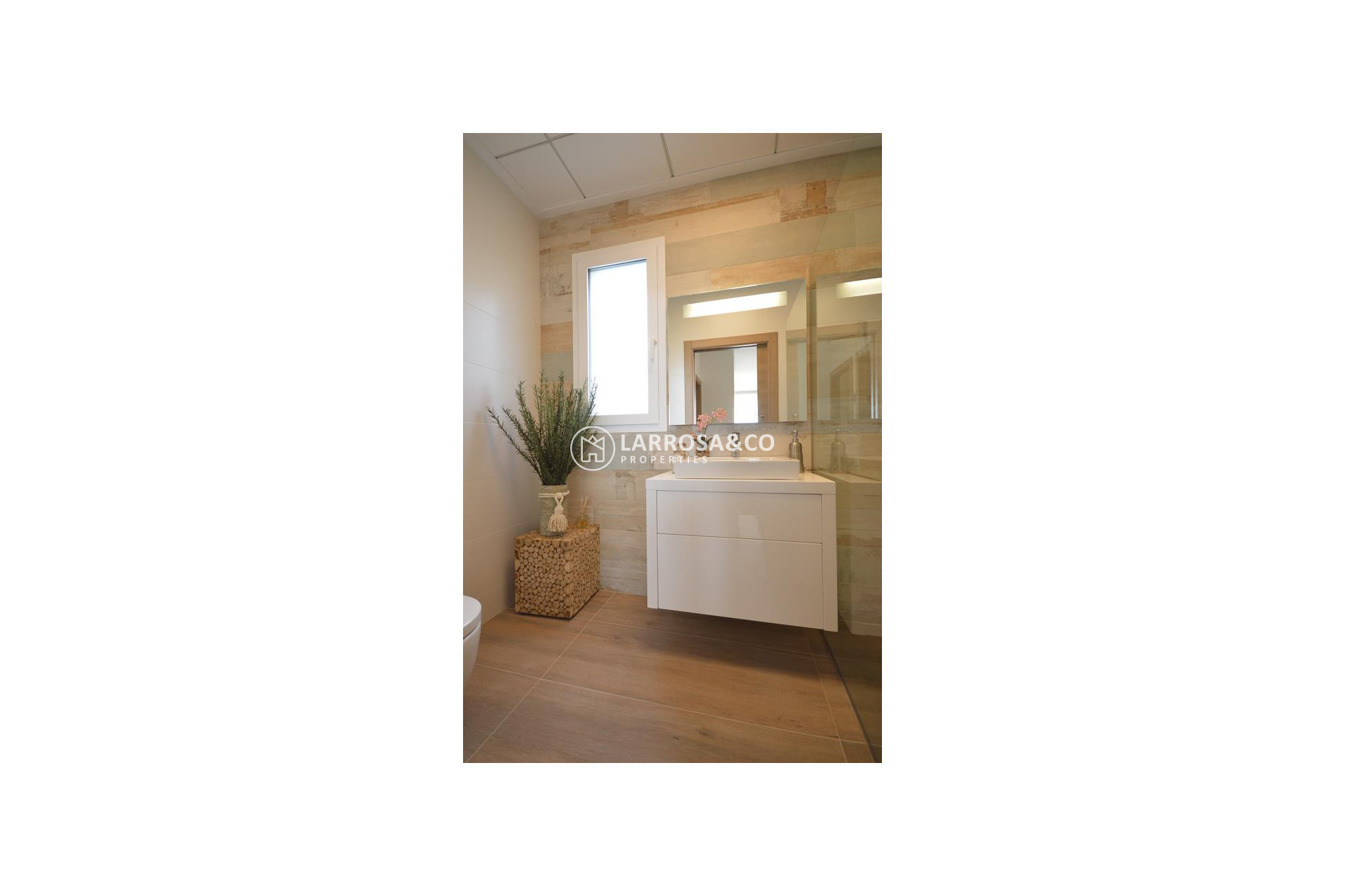 new-build-apartments-las-colinas-golf-bathroom-1-on2120