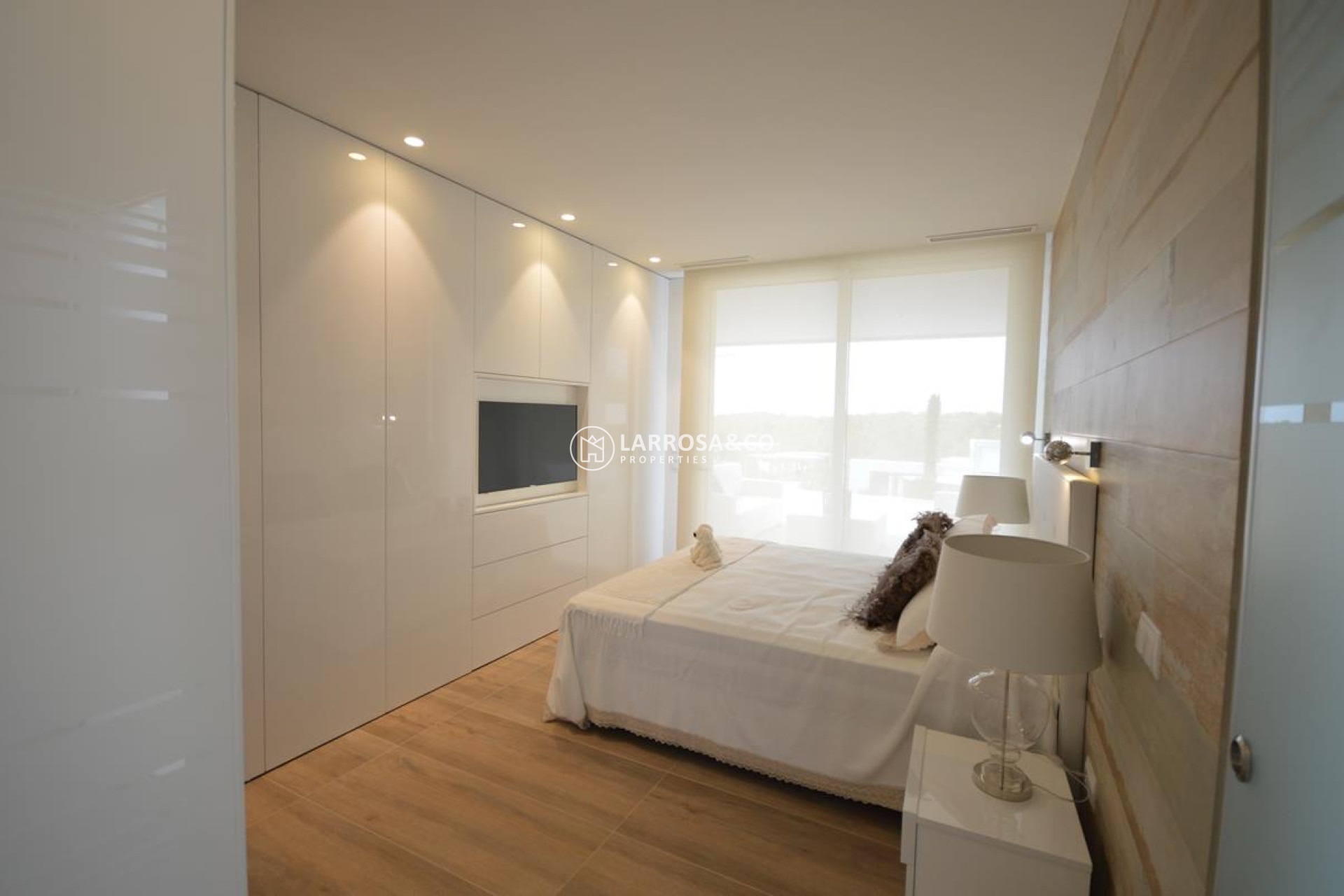 new-build-apartments-las-colinas-golf-bedroom-wardrobe-on2120