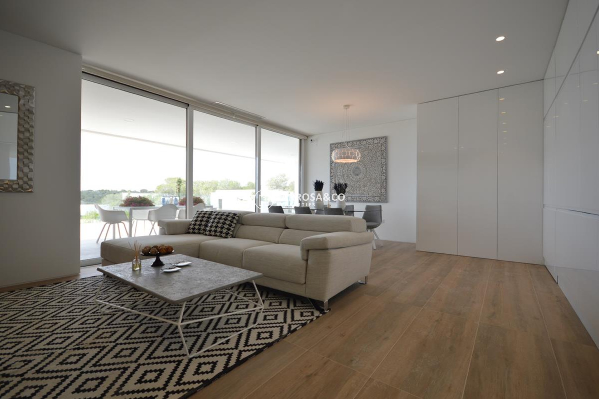 new-build-apartments-las-colinas-golf-lounge-on2120