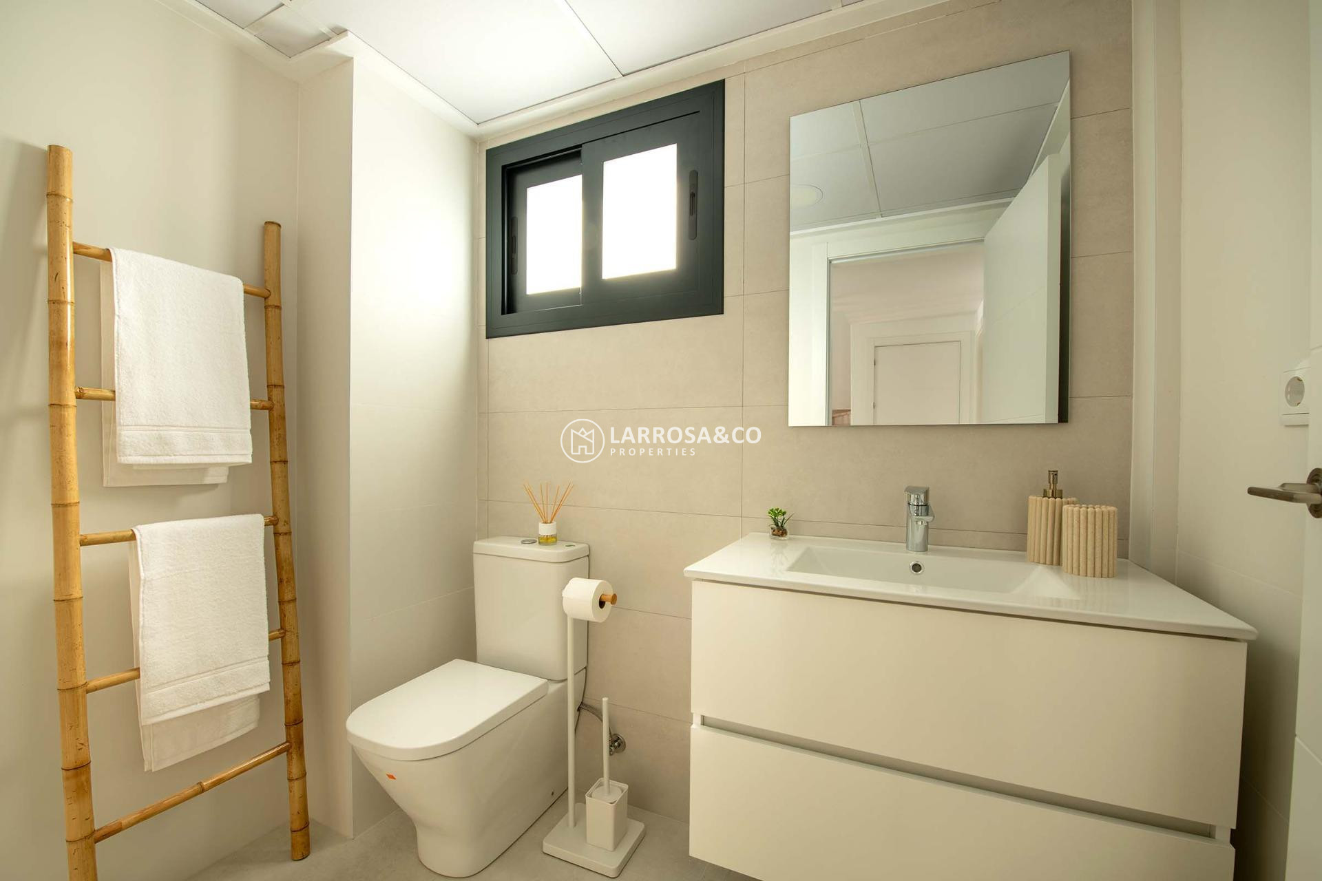 New build - Bungalow - Cox - San Fernando