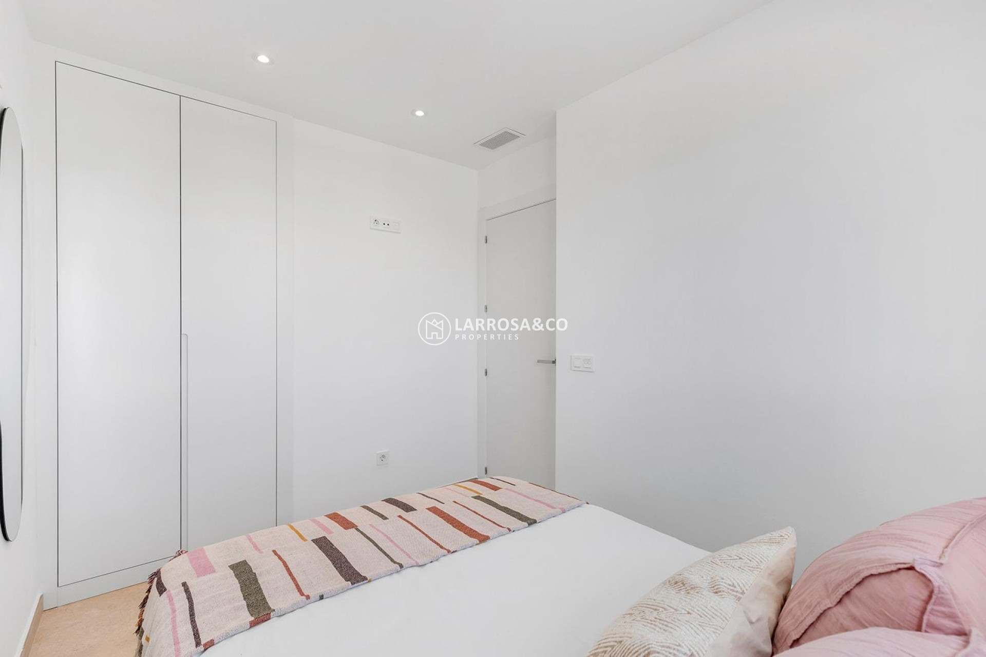 New build - Bungalow - Dolores - Sector 3
