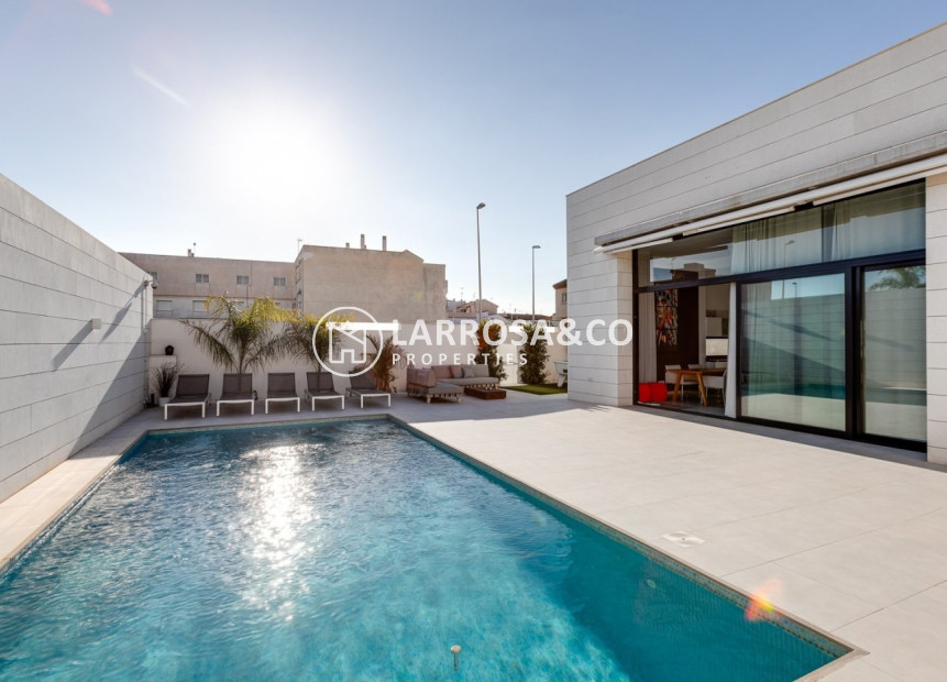 New build - Detached House/Villa - Pilar de la Horadada - pueblo