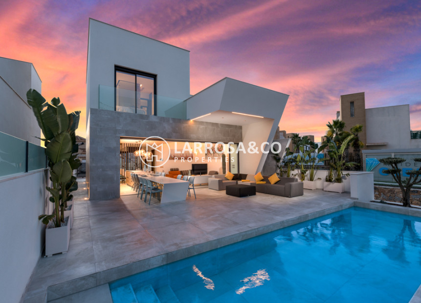 new-build-villa-rojales-facade-swimming-pool-night-on2115