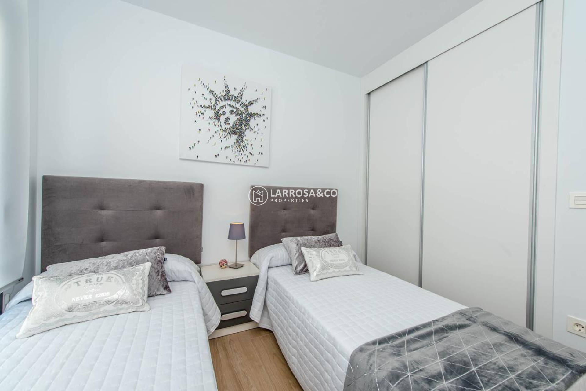 new-building-villa-ciudad-quesada-bedroom-3-wardrobe-on2085