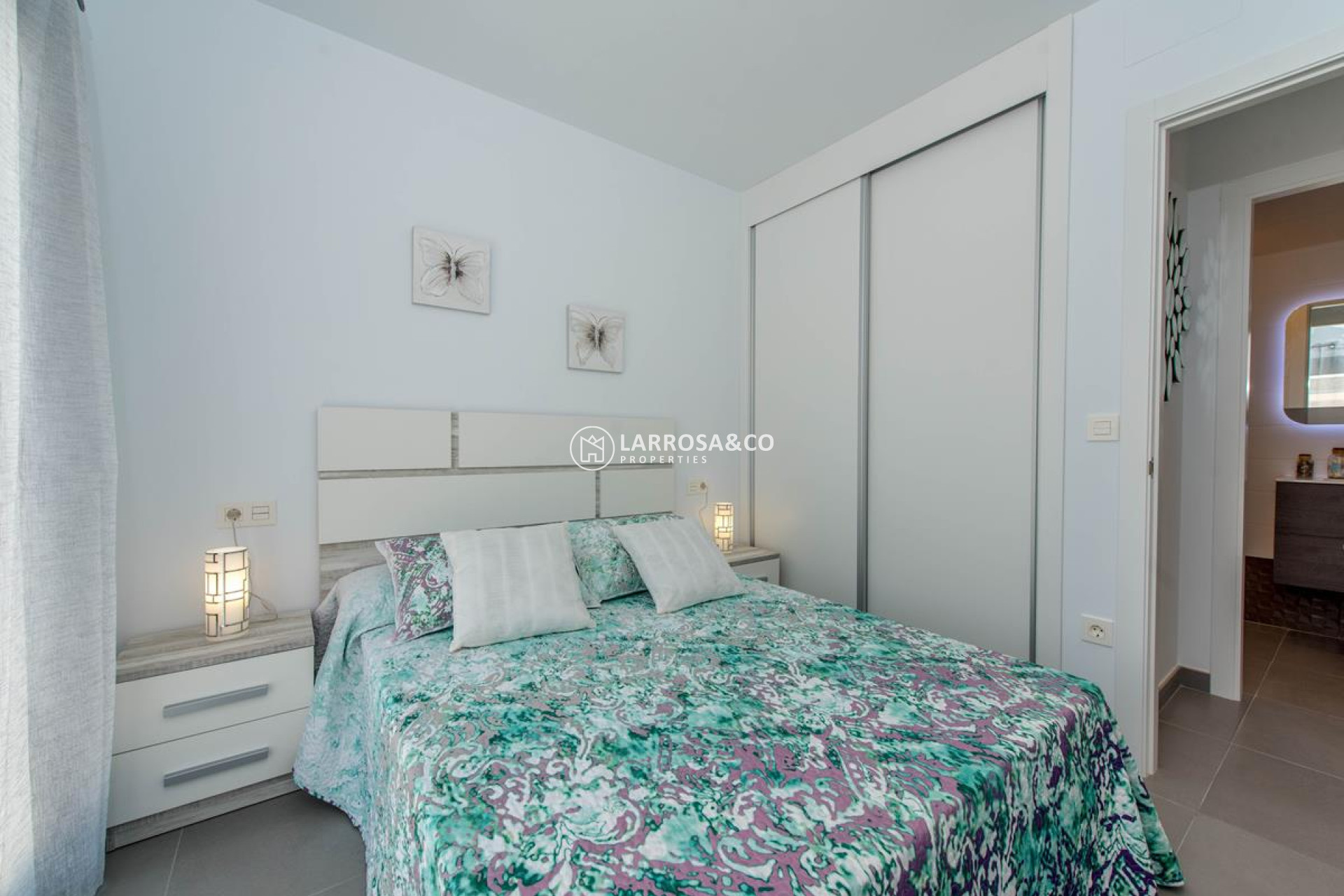 new-building-villa-ciudad-quesada-bedroom-wardrobe-on2085