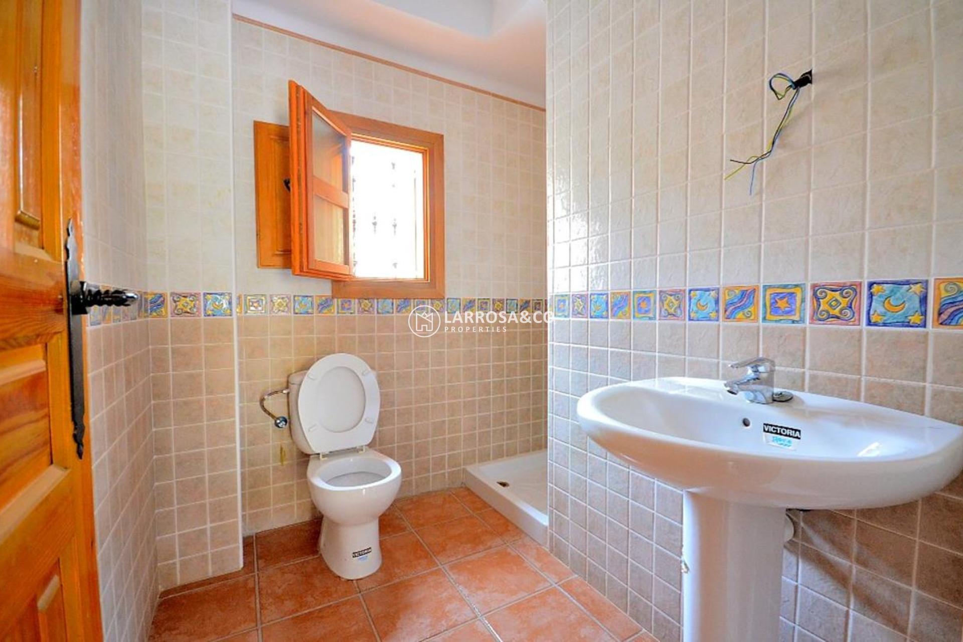 new-built-villa-rojales-golf-bathroom-on2103