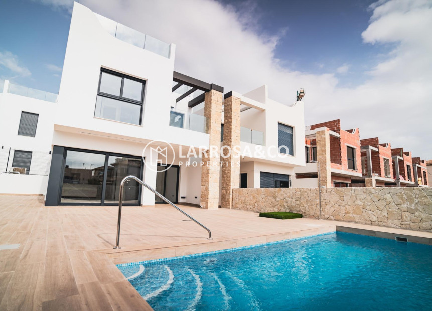 Nouvelle Construction - Villa - Pilar de la Horadada - pueblo