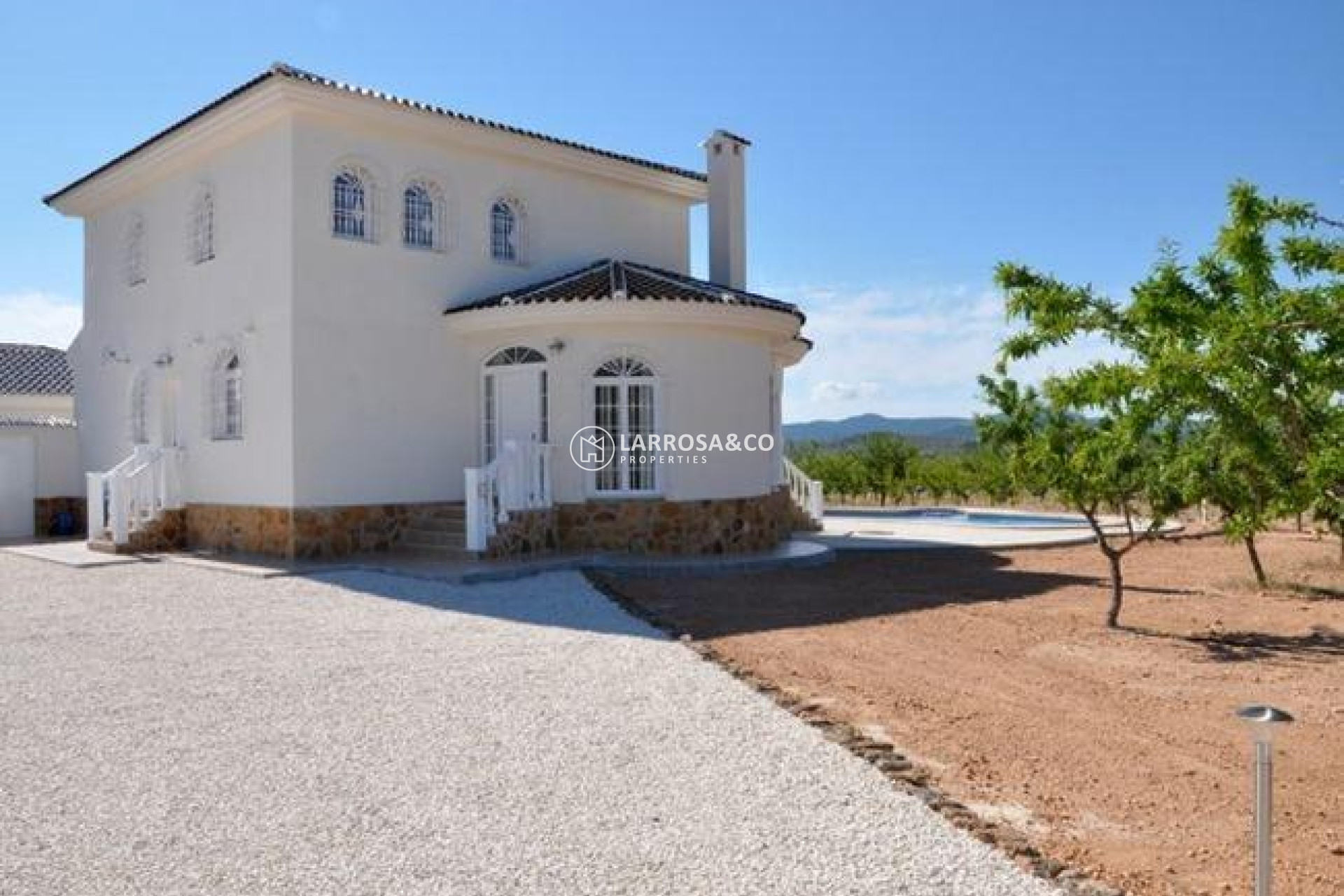 Obra Nueva - Chalet - Pinoso - Campo