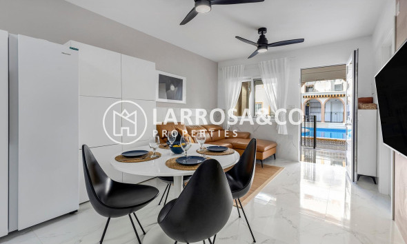 Planta baja - Reventa - Torrevieja - La veleta