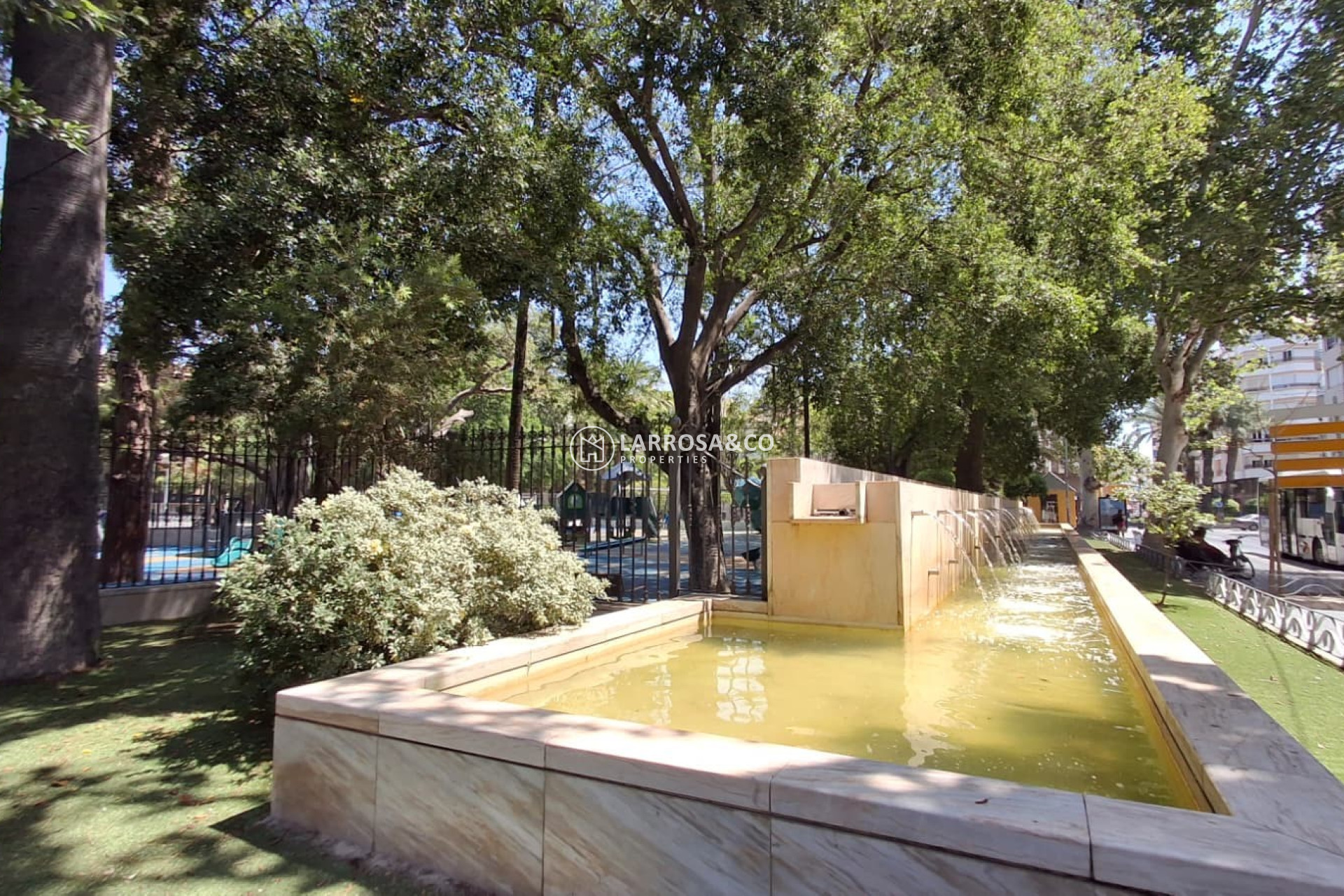 Resale - Apartament / Duplex - Orihuela - Zona Centro