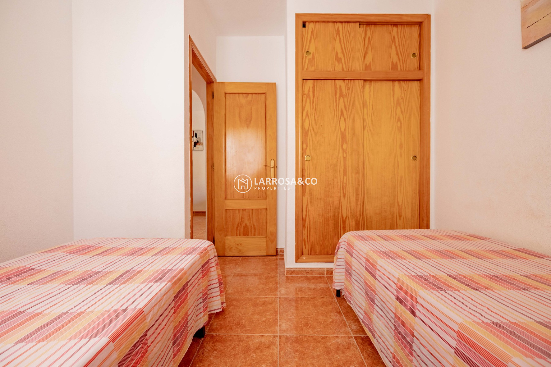 Resale - Apartament / Duplex - Torrevieja - Playa de los locos